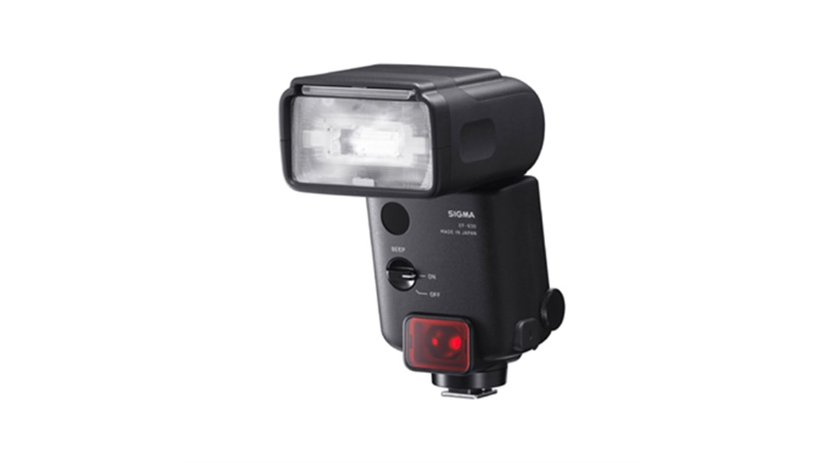 シグマ、TTLワイヤレスフラッシュ対応のクリップオンストロボを発表