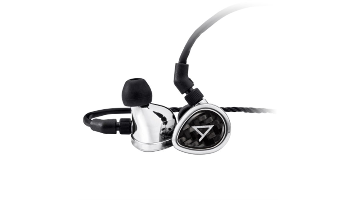 Astell&Kern×JH Audioコラボの約40万円チタン切削しイヤホンなど