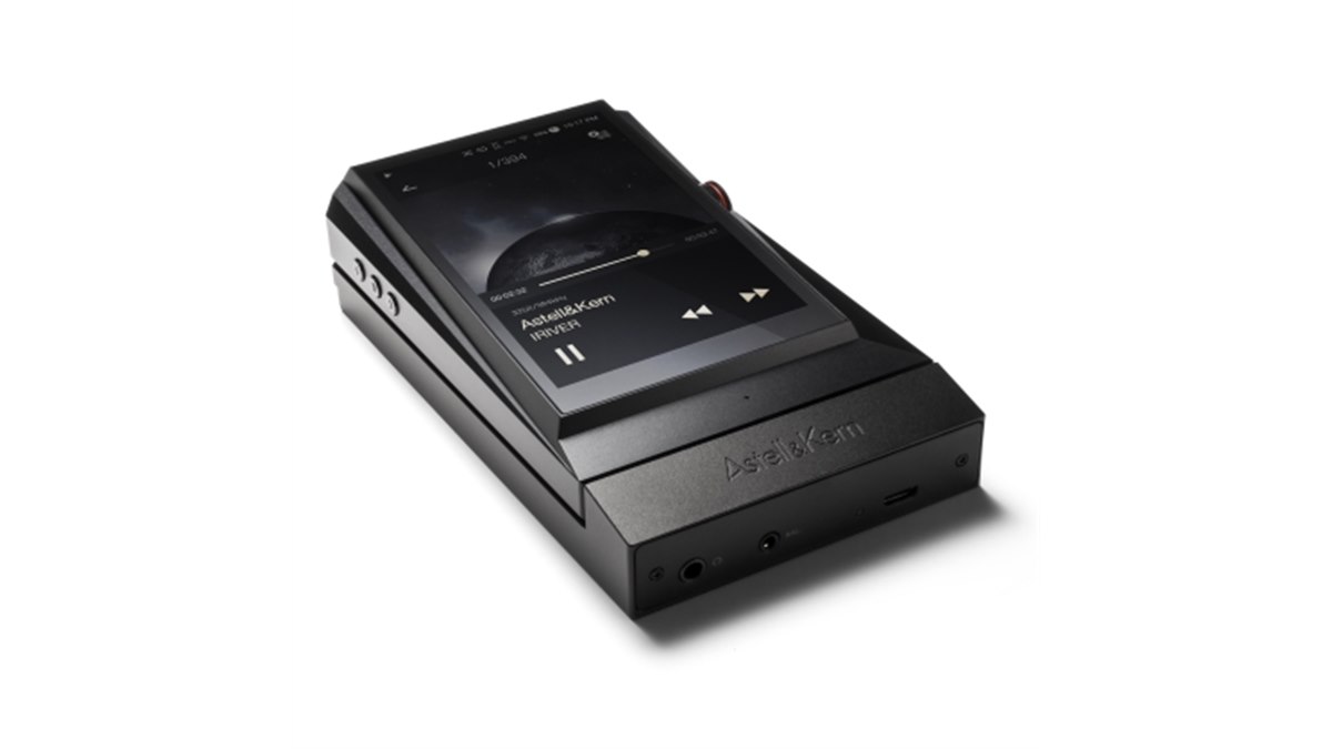 iriver、「Astell&Kern AK380 アンプ」にブラックカラーモデル登場