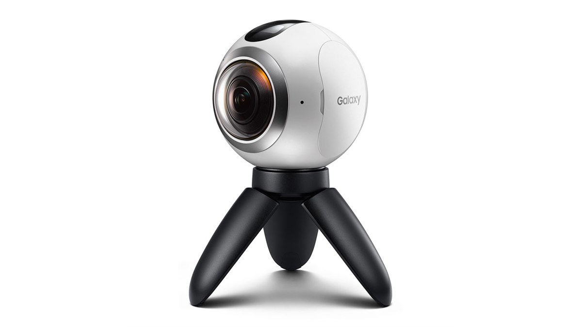 価格相談可：360度カメラ(新品・未使用) 360Cam サムスン、3840×1920に対応した360度カメラ「Gear 360」 - 価格.com