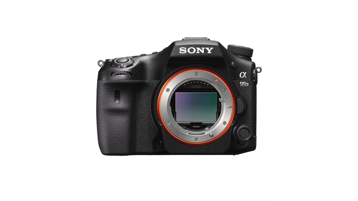 ソニー、Aマウント最上位「α99 II」が“大幅に上回る予約”で供給