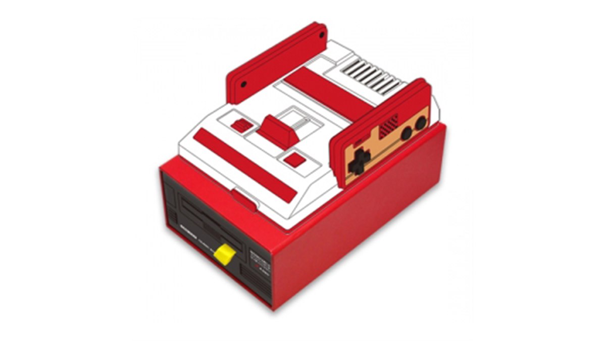 ミニファミコン・プレステミニなど4台　収納ケース付き コロンバスサークルから「ミニファミコン」収納ケースが登場