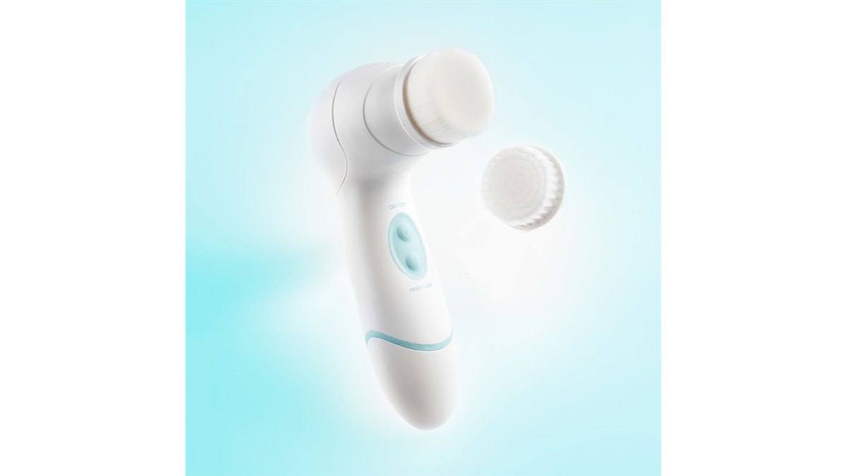 貝印、毛穴の奥からすっきりする「電動洗顔ブラシ」 - 価格.com