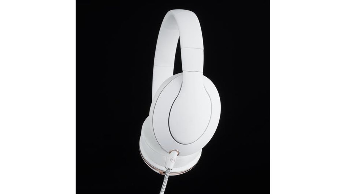 ZEDDプロデュースの高解像度ヘッドホン発売、オンキヨーが開発・生産