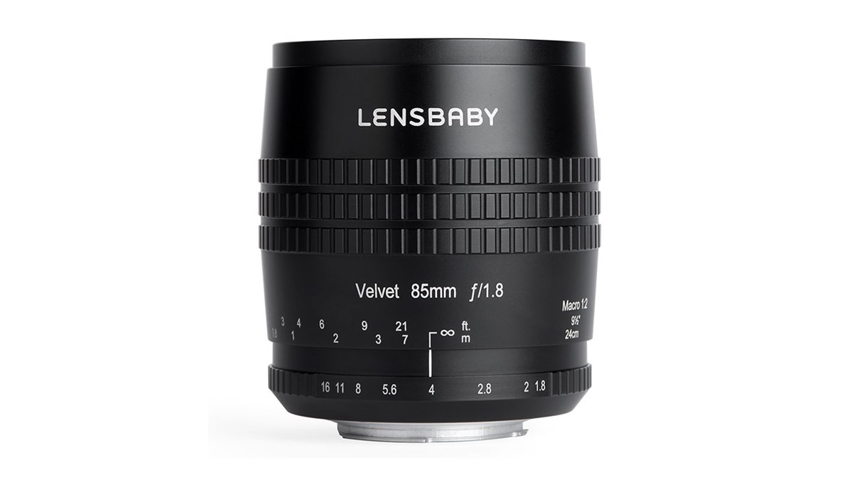 (未使用･未開封品)Lensbaby ソフトレンズ Velvet 85 85mm F1.8 ソニーαE用 フルサイズ対応 Lensbaby、焦点距離85mm/F1.8のソフトレンズ「Velvet 85」 - 価格.com