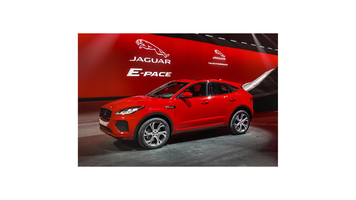 ジャガーのコンパクトSUV「Eペース」、世界初公開 - 価格.com
