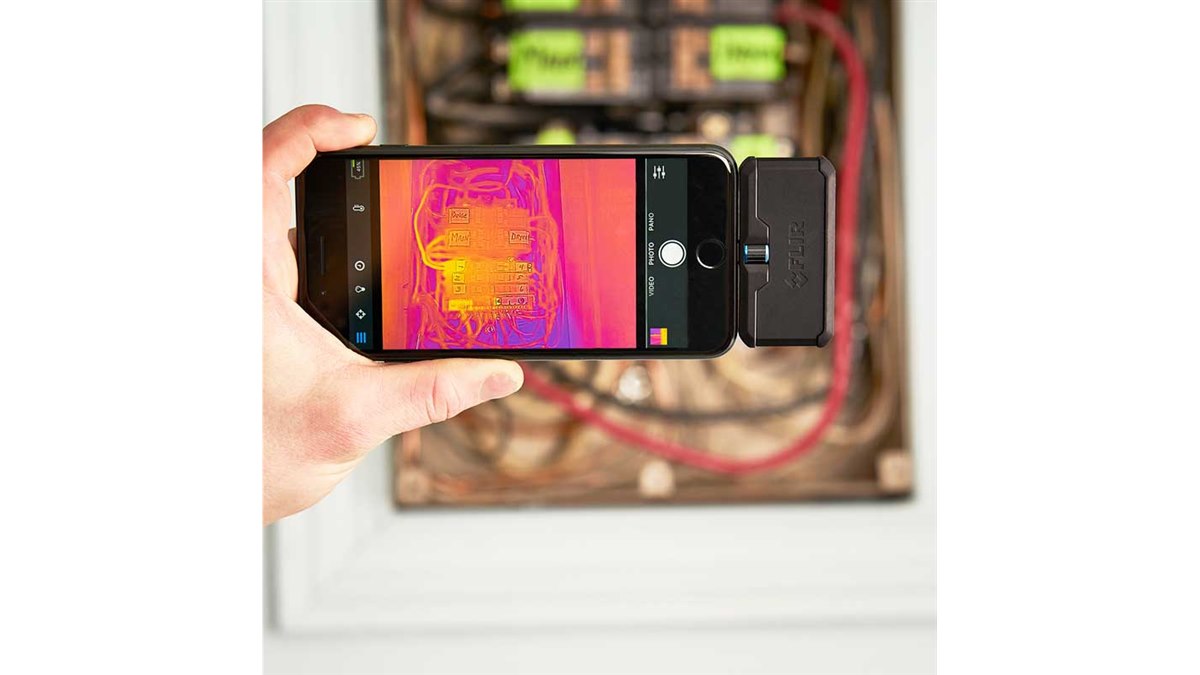 FLIR ONE Pro サーモグラフィー スマートフォン用 サーモグラフィ FLIR ONE Pro | Teledyne FLIR