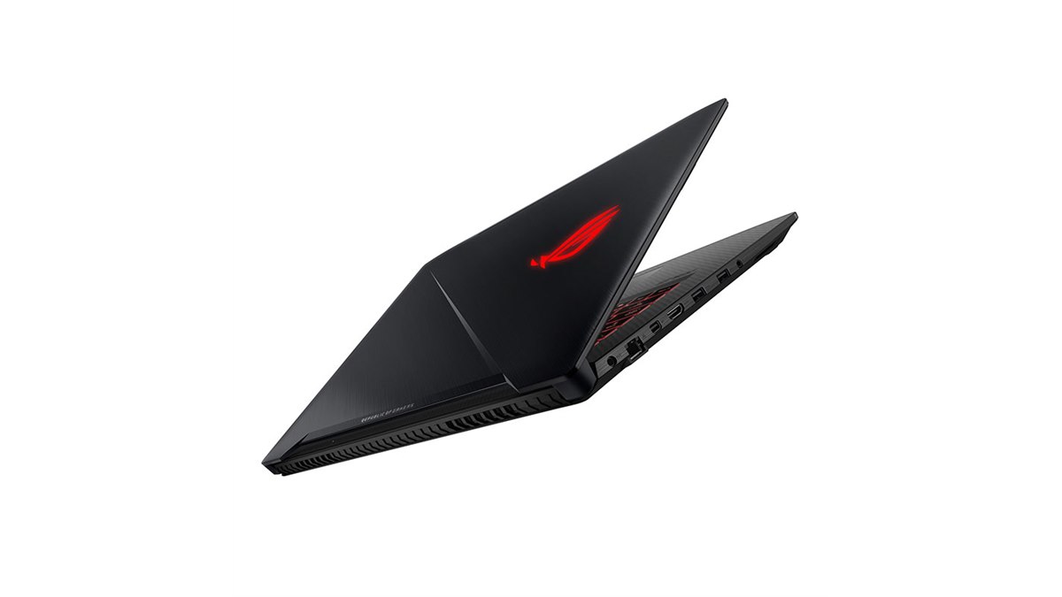 ASUS、新デザインを採用した17.3型ゲーミングノートパソコン - 価格.com