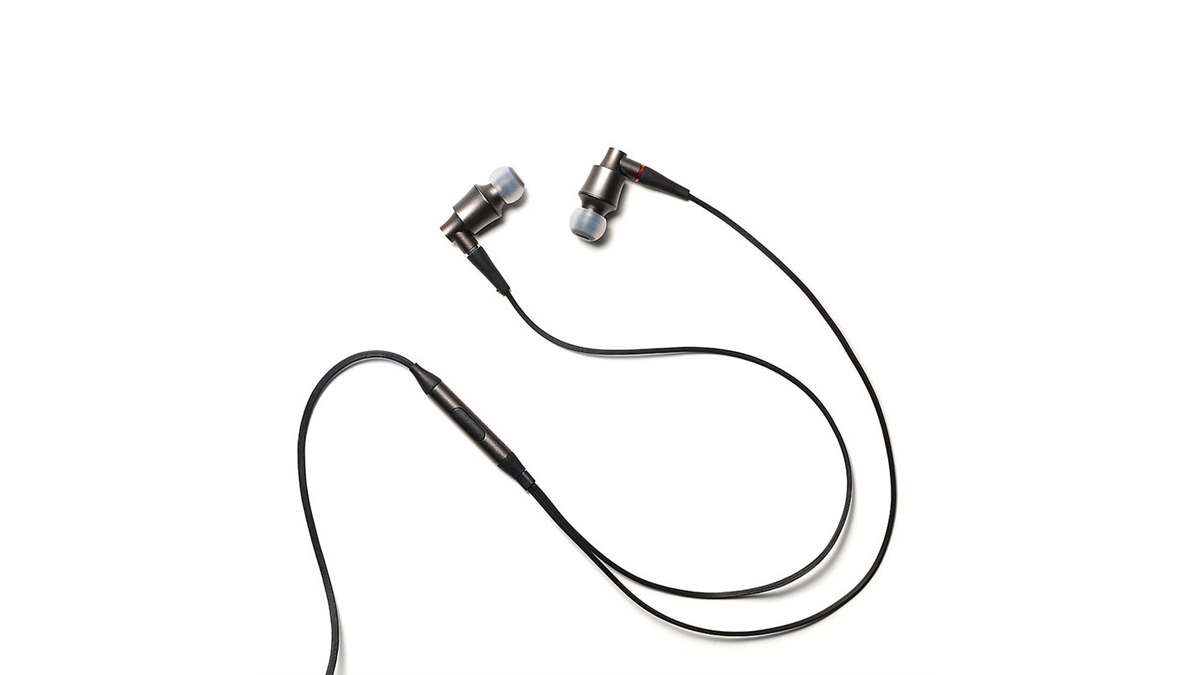 GLIDiC、ハイレゾ対応リケーブルイヤホン「SE-9000HR」 - 価格.com