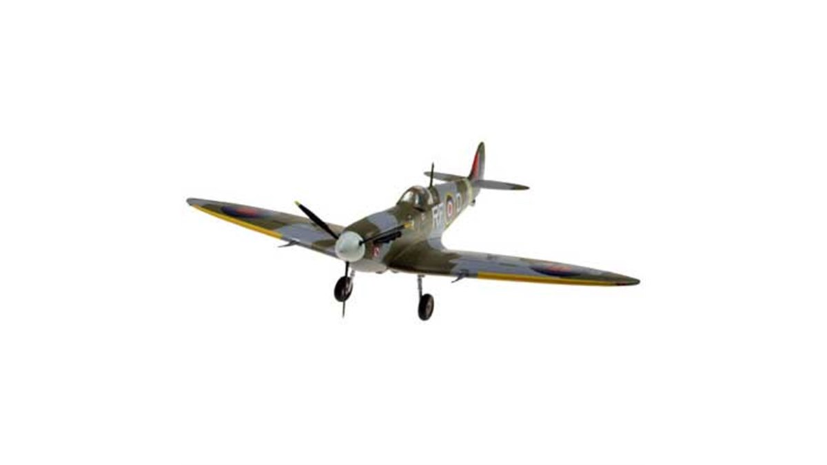 1/72 コルセア、スピットファイア、メッサーシュミット