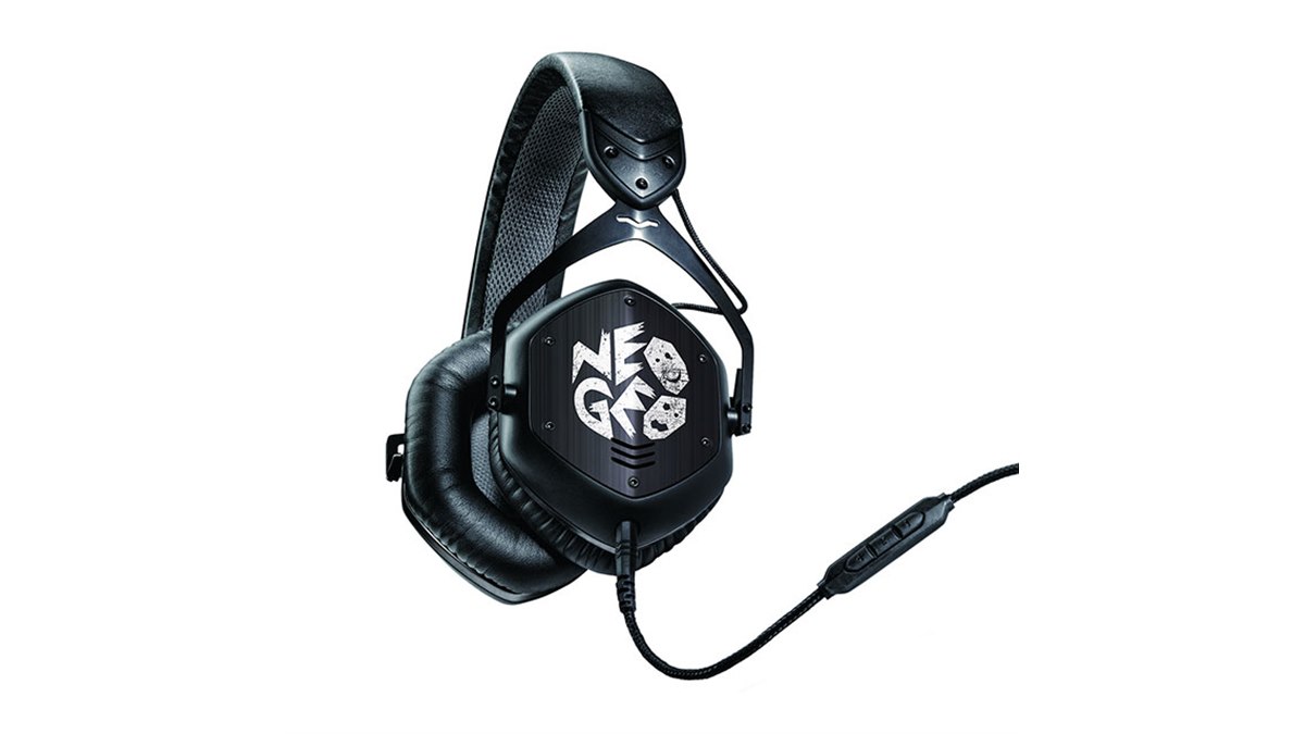 V-MODA、「NEOGEO」とコラボしたヘッドホンを2019年2月発売 - 価格.com