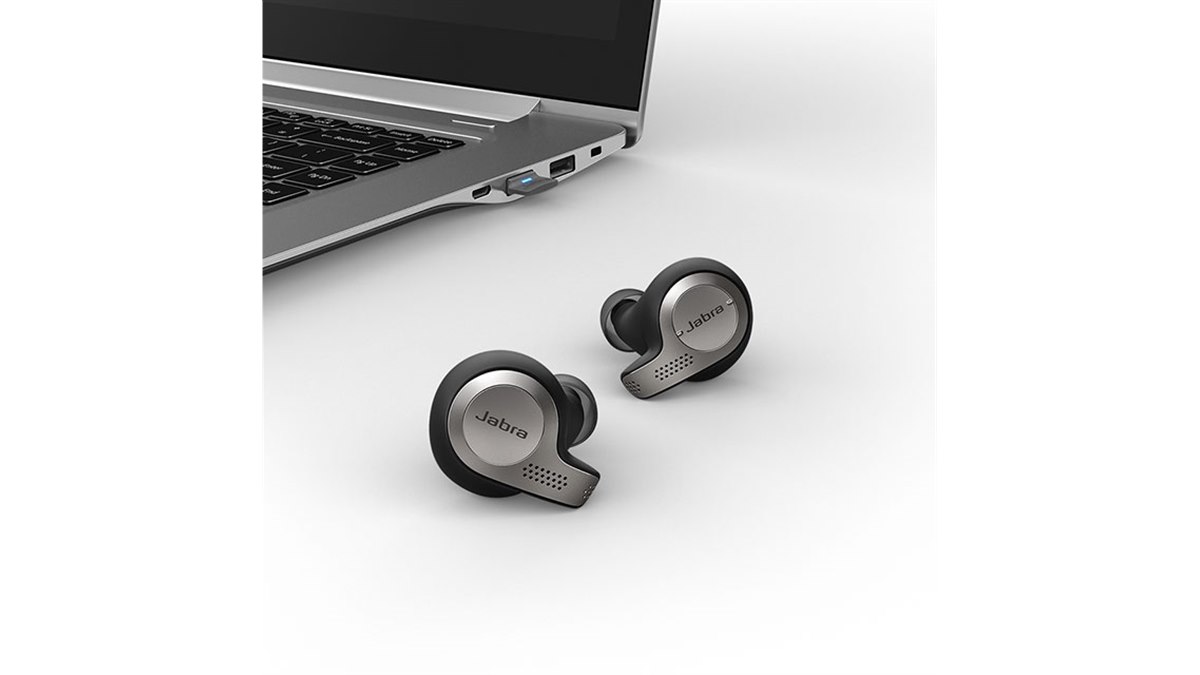 Jabra、ビジネス向け完全ワイヤレスイヤホン「Evolve 65t