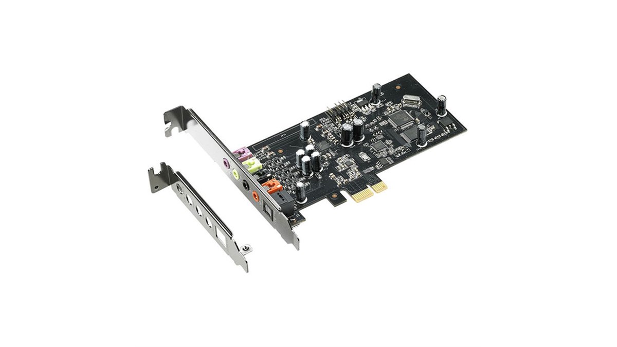ASUS、192kHz/24bit対応のゲーム用サウンドカード「Xonar SE