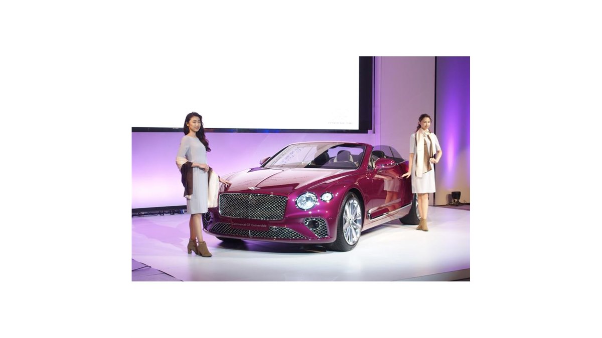 ベントレー、新型「コンチネンタルGTコンバーチブル」などを日本