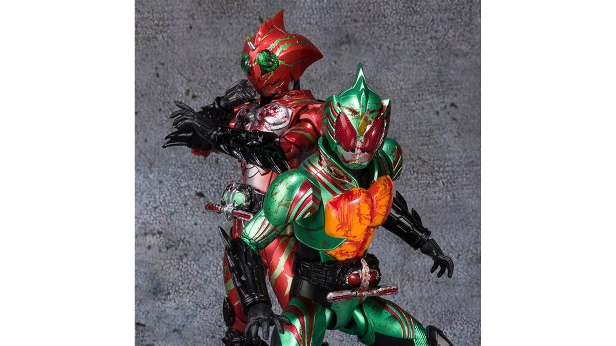 バンダイ、血みどろ姿の「S.H.Figuarts 仮面ライダーアマゾンズ