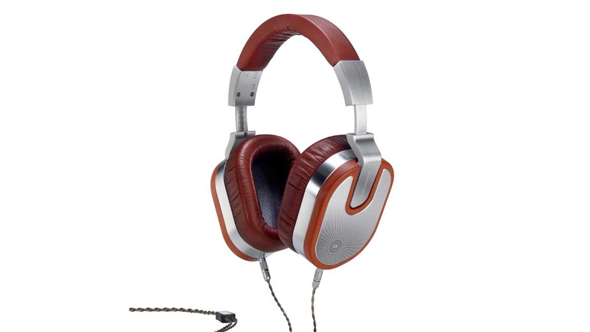 ULTRASONE、密閉型ヘッドホン「Edition 15 Veritas」発表 - 価格.com