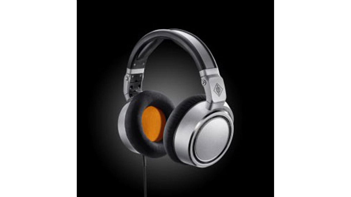 Neumann、遮音性の高い密閉型のヘッドホン「NDH 20」 - 価格.com