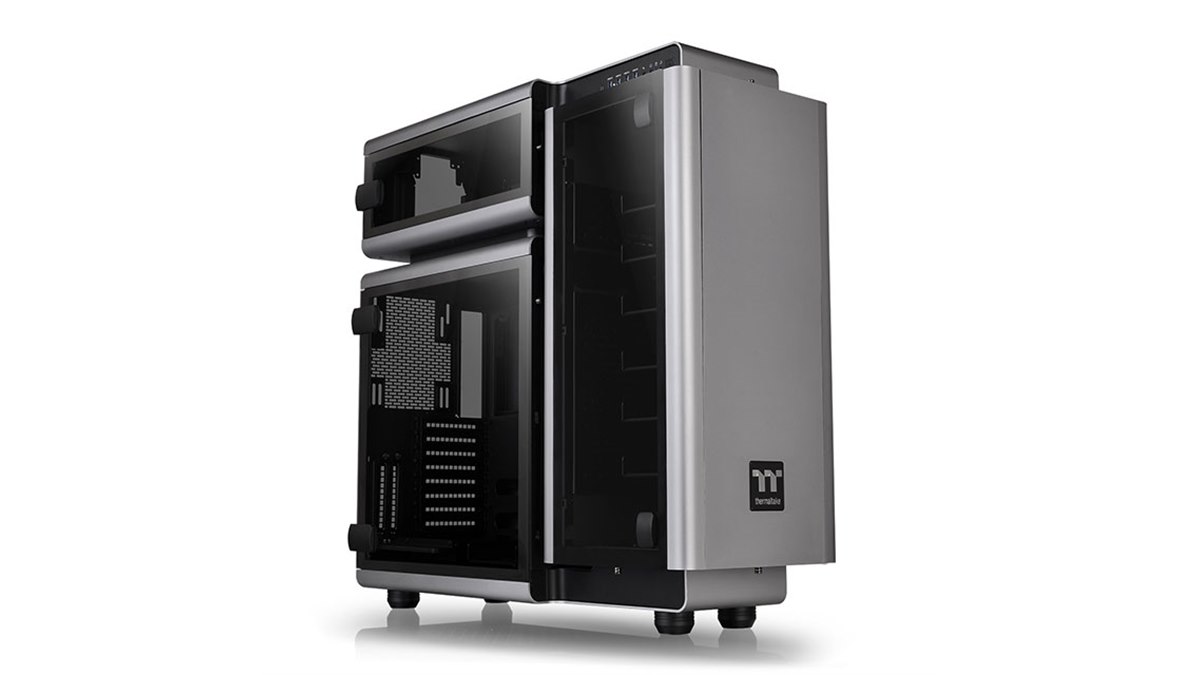 Thermaltake、トリプルチャンバー構造を採用した20台限定の20周年記念