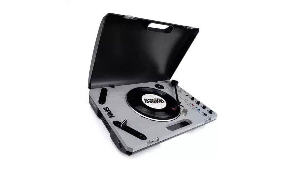 Reloop、Bluetooth対応のポータブル・ターンテーブル「SPIN