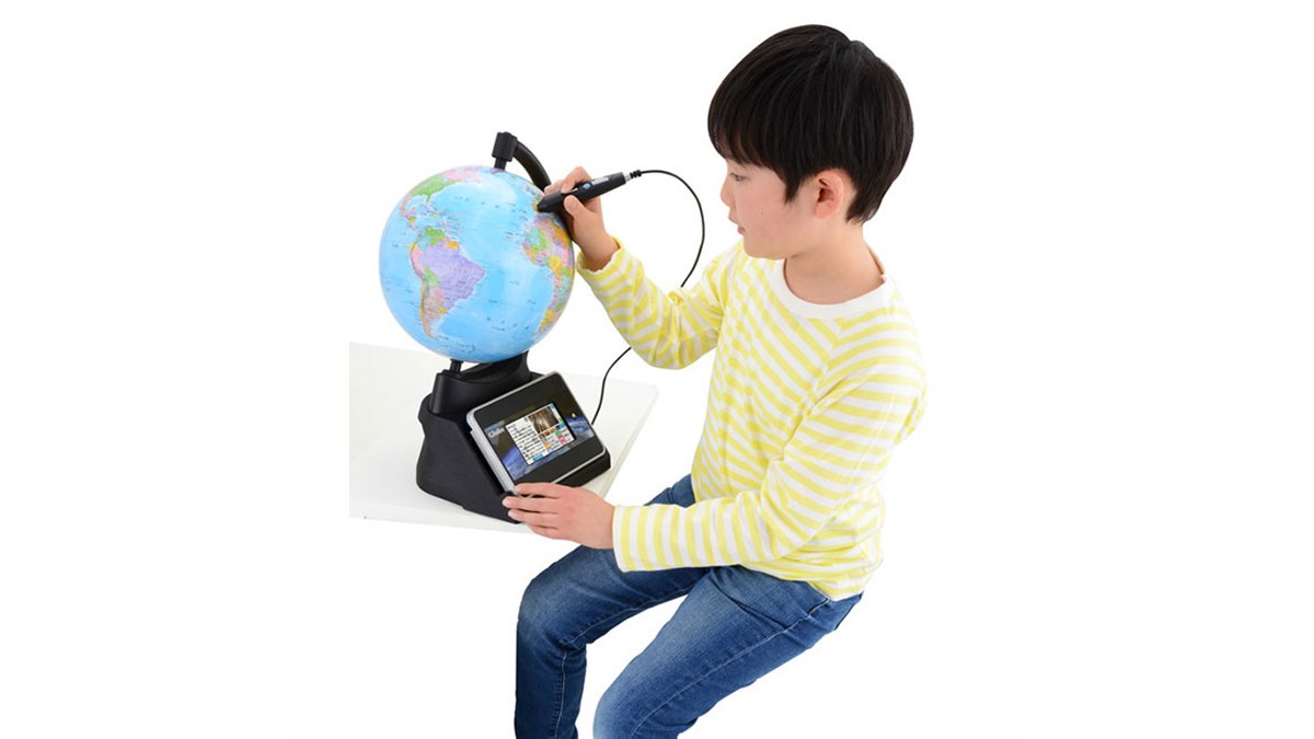 小学館の図鑑 NEOGlobe しゃべる地球儀 タカラトミー 動作確認済 タカラトミー、遊んで学べるおしゃべり地球儀「小学館の図鑑NEOGlobe