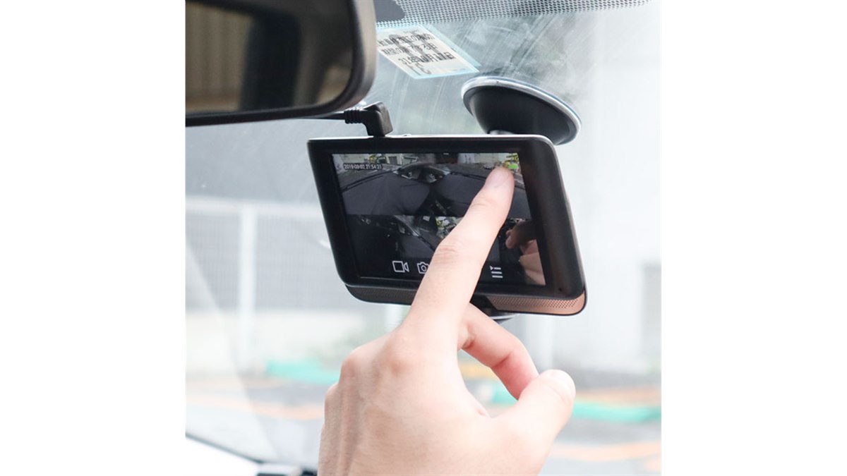 【売買済【早い者勝ち】ドライブレコーダー 360度車載カメラ 一体型 20190819170201_502_.jpg
