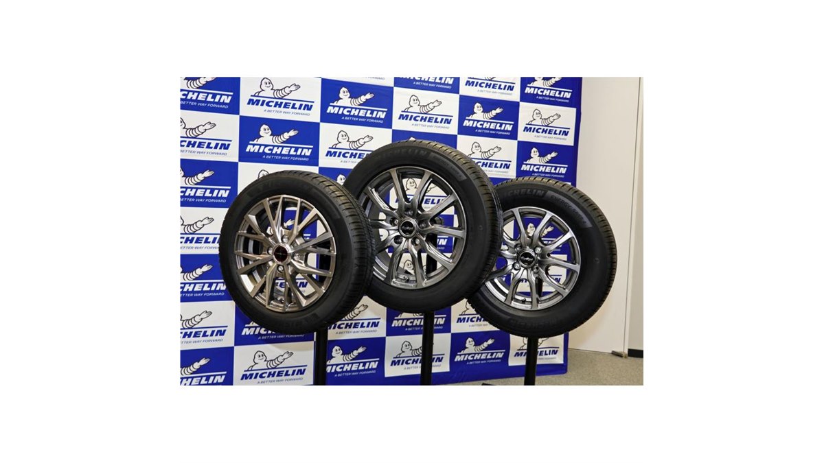 2022年製 ミシュラン セイバー4 205/55R16バリ溝 中古タイヤ4本