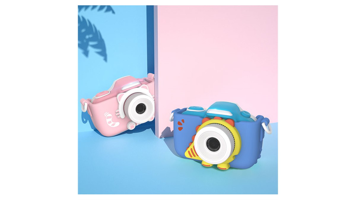 Oaxis Japan、フラッシュを搭載したキッズカメラ「myFirst Camera III