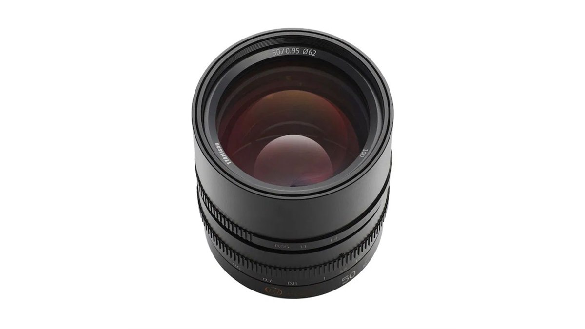 オールドレンズファン向けに企画した数量限定モデル「50mm f