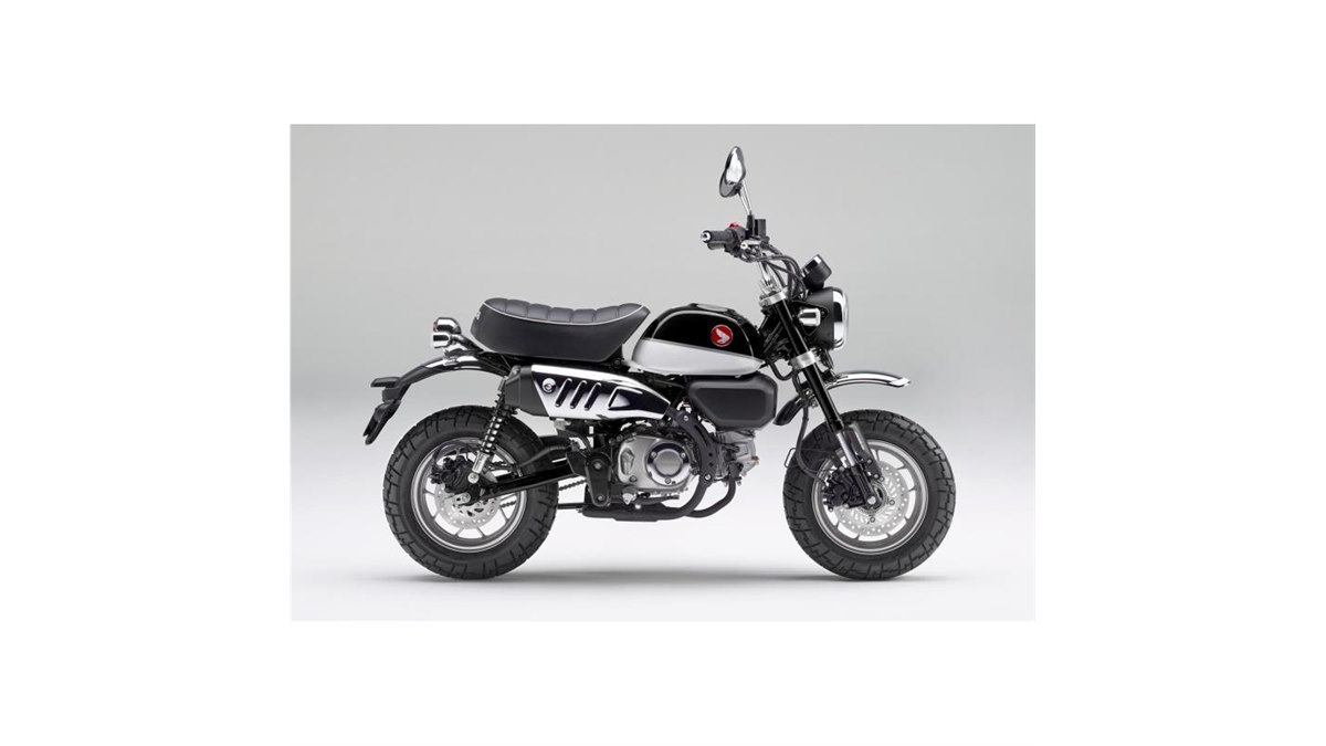 本日入荷です！限定一台です！ご予約販売ですが・・・希少なモンキー125 正規ディーラー車です。２年保証！盗難保険サービス！パールシャイニングブラック！ 本日入荷です！限定一台です！ご予約販売ですが・・・希少なモンキー