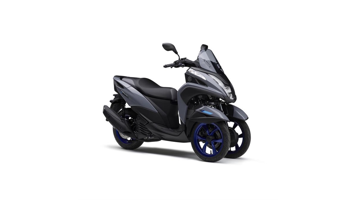 ヤマハが三輪コミューター「トリシティ155 ABS」にグレー系の新色を