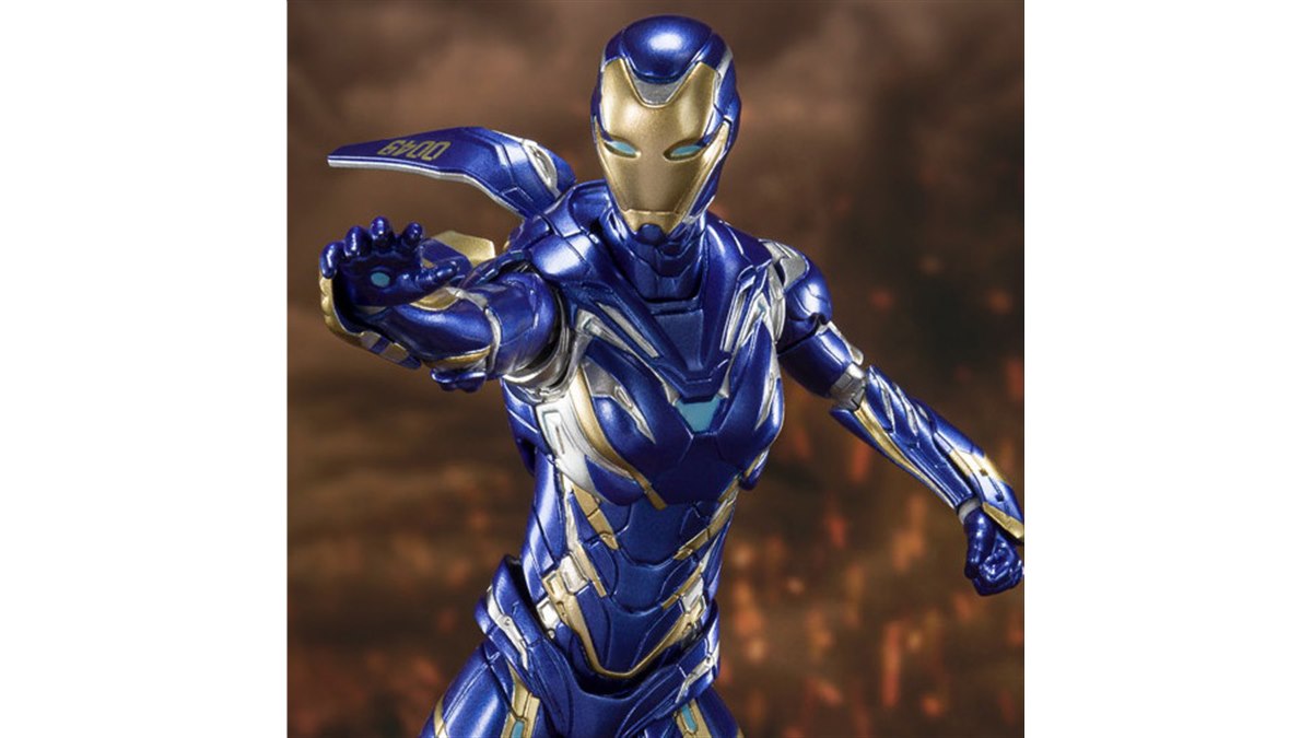 アベンジャーズ/エンドゲーム」ペッパー・ポッツをレスキュー姿
