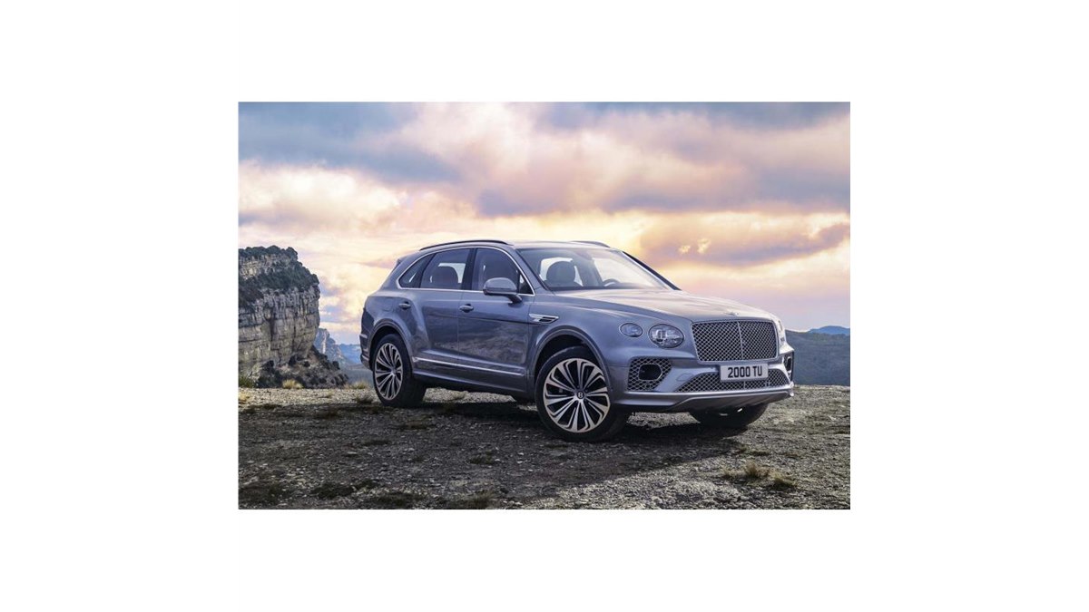 ベントレーがSUV「ベンテイガ」の改良版を発表 デザインを改め利便性も
