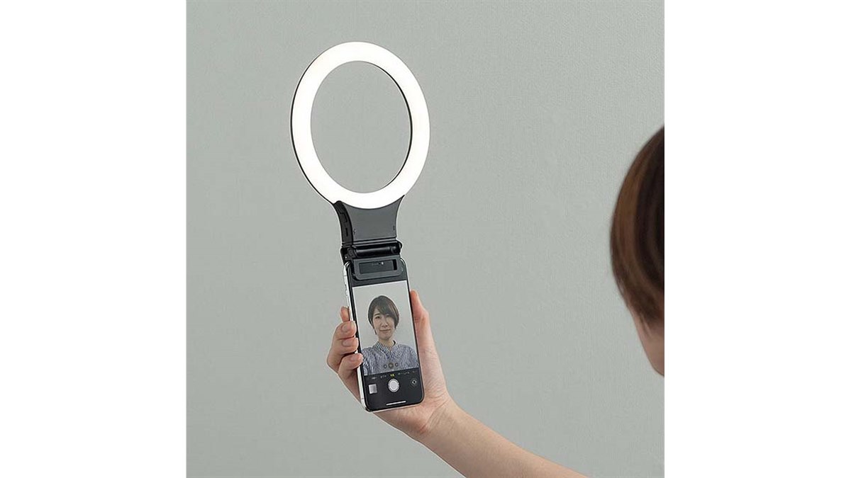 サンワ、スマホやパソコンに装着できるリングライト「200-DG020