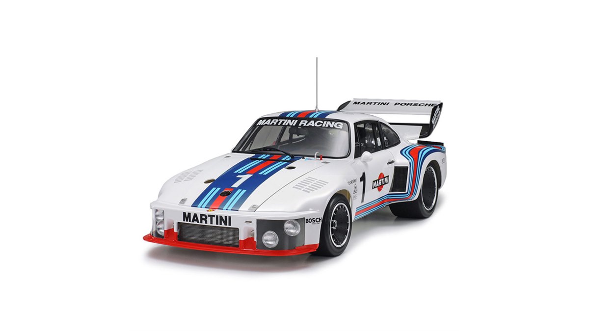 タミヤ、「ポルシェ 935 マルティーニ」を1⁄12スケールで再現 - 価格