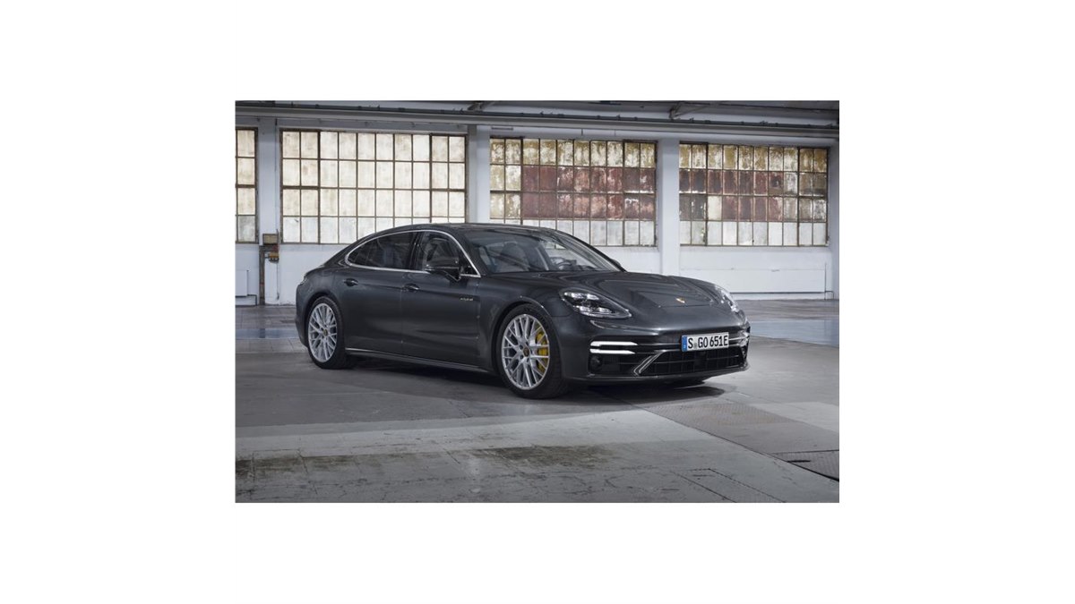 パナメーラ最強最速モデル!!! PORSCHE Panamera TurboS E-HYBRID