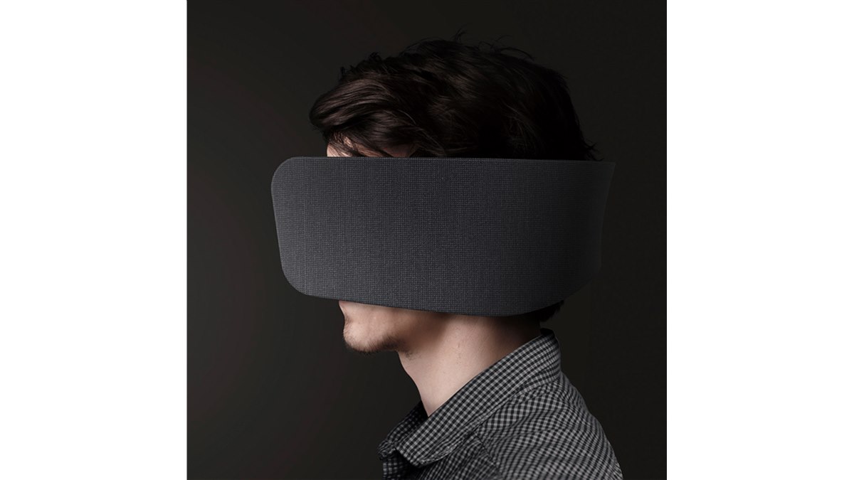 Shiftall、ヘッドホンとパーティションを一体化した「WEAR SPACE