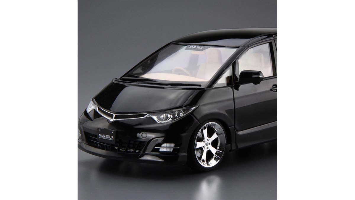 AOSHIMA、「ファブレス」フルエアロ仕様の「トヨタ・エスティマ GSR50