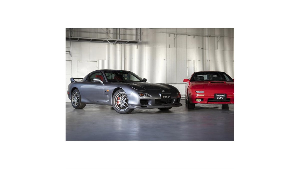 マツダが2代目および3代目「RX-7」のサービスパーツを復刻し販売