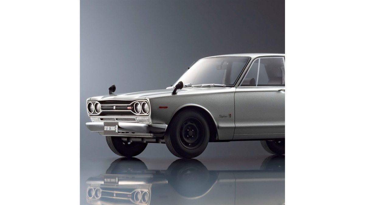 1/18京商SAMURAI日産スカイライン2000GT-R PCG10シルバー