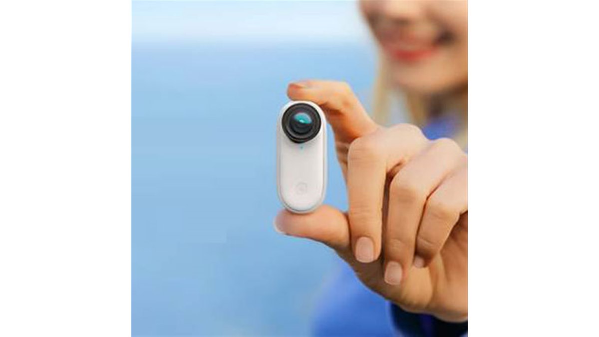 小型アクションカメラ「Insta360 GO 2」が発売、ポケットサイズの充電ケース付き - 価格.com