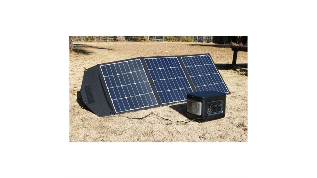 オウルテック、最大出力120Wの折りたたみ式ソーラーパネル充電器を