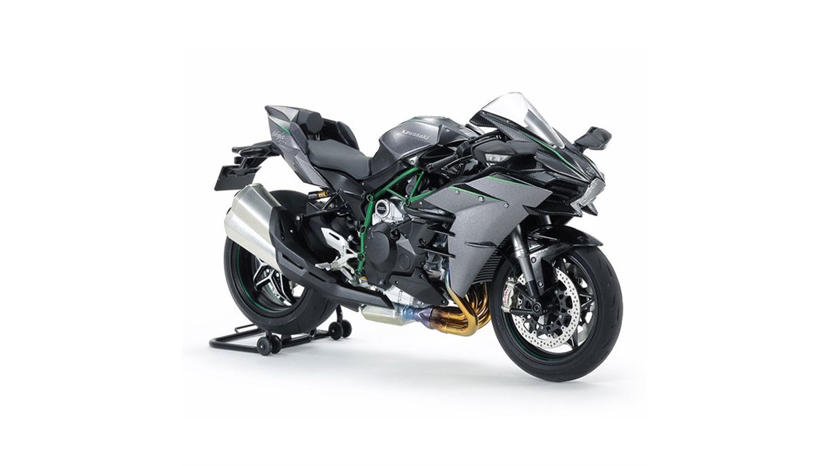 タミヤ1⁄12 カワサキ ニンジャ ZX-RR DP使用 完成品 完成品 タミヤ 1/