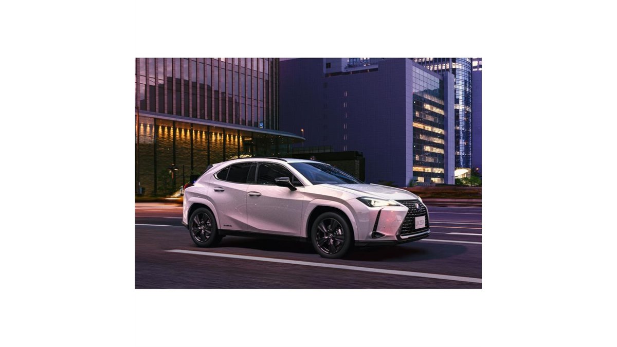 コンパクトSUV「レクサスUX」の特別仕様車“エレガントブラック”登場