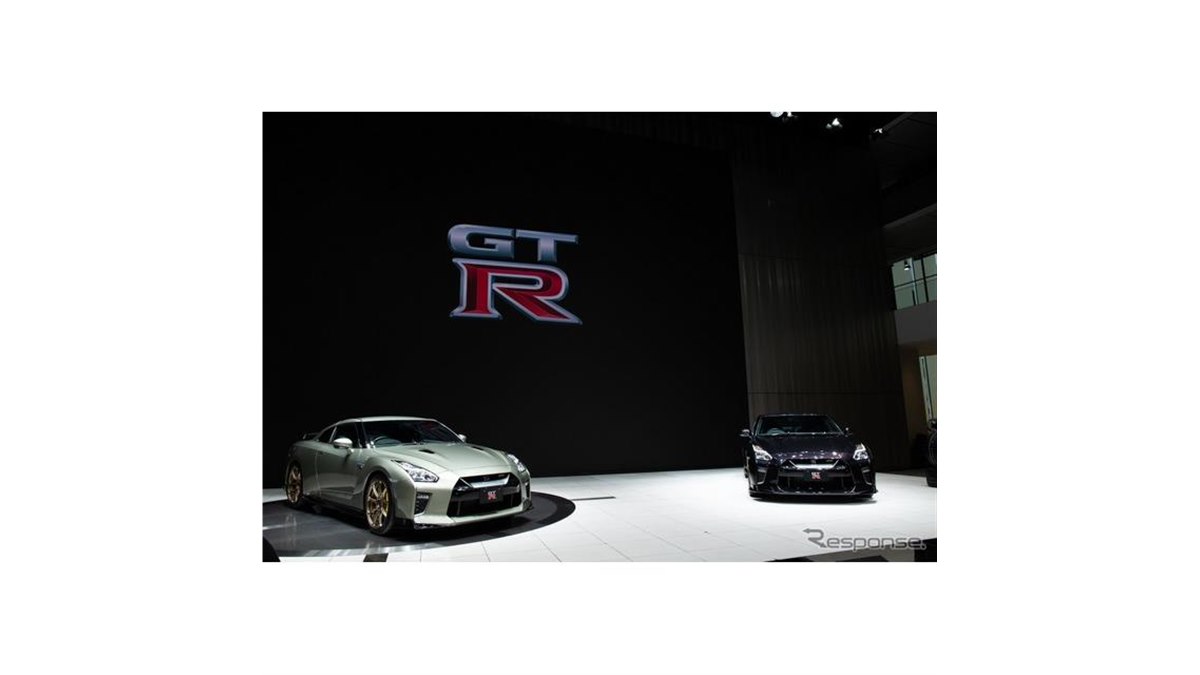日産 GT-R 2022年モデル】2つの新色はR33、R34をオマージュ - 価格.com