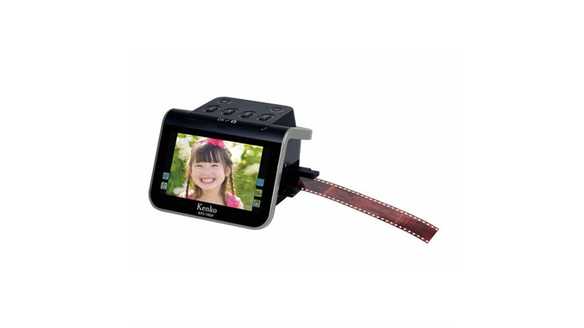 ケンコー、フィルムを手で直接差し込む「5インチ液晶フィルム