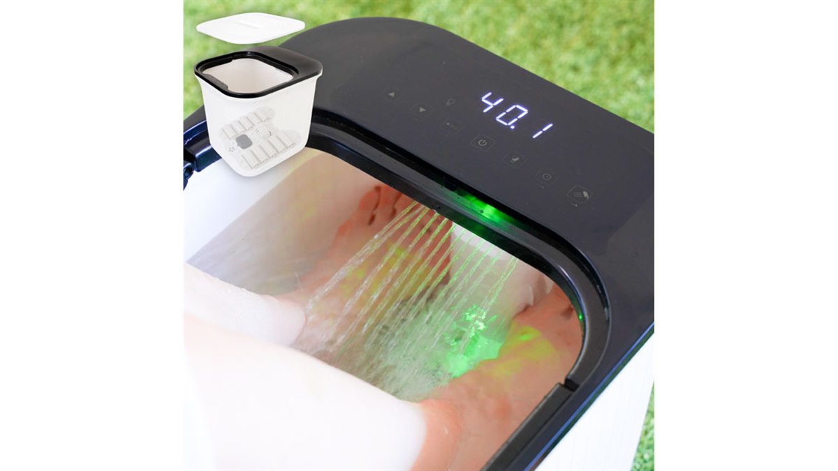 足ツボローラーとシャワー、7色の足湯LED付き「おうち秘湯
