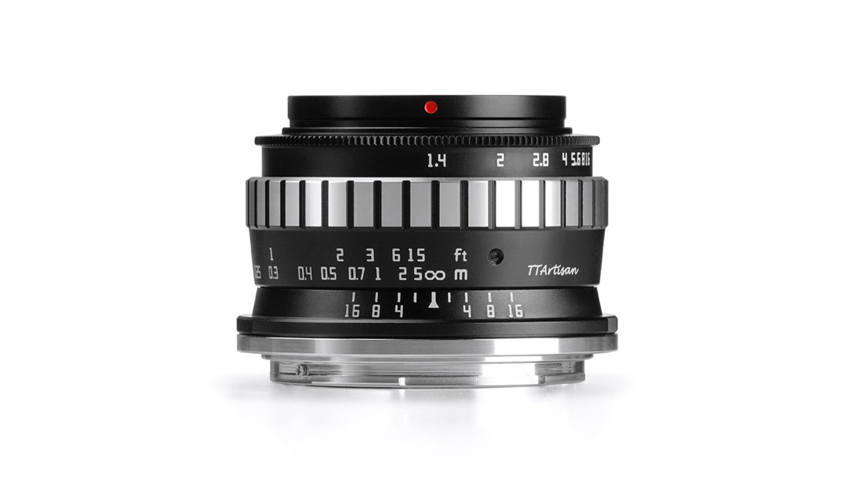 ニコン用ZマウントTTArtisan 23mm f 1.4 単焦点レンズ 銘匠光学、「TTArtisan 23mm f/1.4 C」ブラック×シルバーに