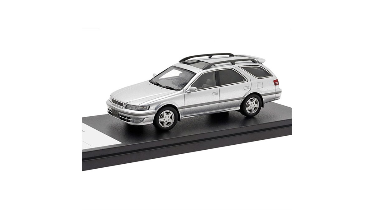トヨタ マークII 1/43 ハイストーリー　モデルカー トヨタ「マークIIクオリス前期型」を1/43再現