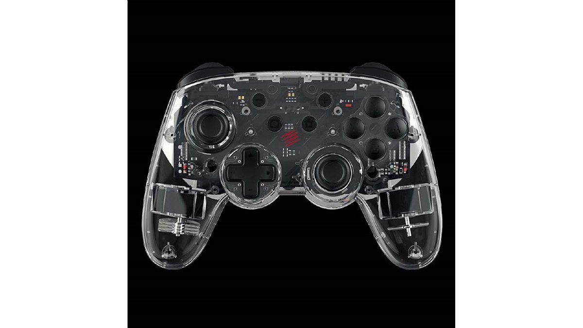 Mad Catz、クリスタルシェル構造のワイヤレスゲーミングパッド「C.A.T.