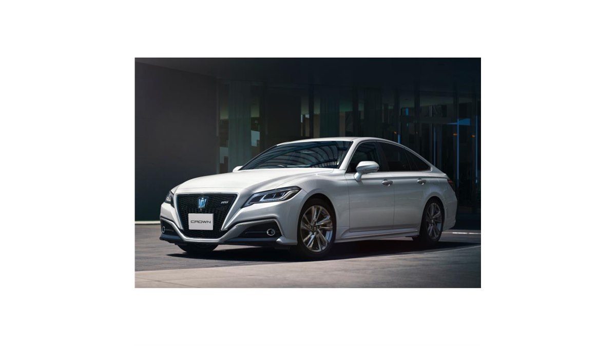 トヨタが新型「クラウン」を7月15日に世界初公開 特設サイトで先行情報
